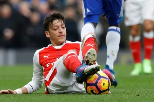 Ozil doneo odluku, odustaje od Arsenala, ali ostaje u PL?!