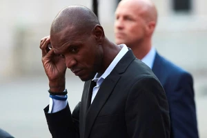 Abidal odredio metu, Bavarci prave problem?