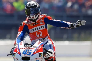 Moto GP - Doviciozo slavio u poslednjoj ovosezonskoj trci