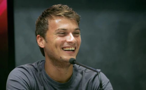 Beta/BranislavBožić/Ev