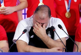 Teško da smo gledali emotivniju konferenciju, Dejan Savić i njegova najkraća objava medijima!