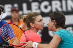 Halep odložila operaciju nosa da bi igrala u Fed kupu