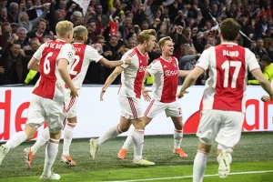 Ajaks u strašnoj seriji