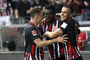 Joveljić izašao, Ajntraht preokrenuo!