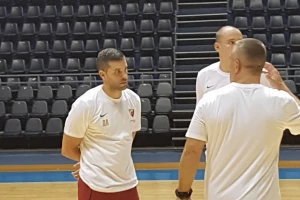 "Crveno-bele" u subotu čeka teška provera