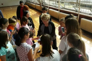Marina Maljković priredila prelepo iznenađenje najmlađim košarkašicama!