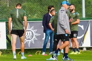 Nije samo Gatuzo, još jedan trener čeka smenu pod Vezuvom!
