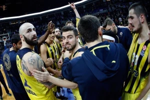 Fenerbahče na proslavi 70 godina skopskog Rabotničkog