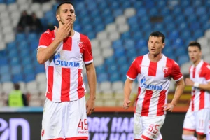 Poluvreme - Zvezdin lakši trening u Nišu! (TVITOVI)