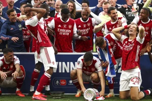 Zvanično - Salah (ne taj) potpisao za Arsenal, ovo su naredna tri pojačanja "Tobdžija"!