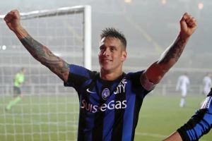 Derbi Lombardije – Zapaljeni skuter, Murinjov bes, i Denis "napast"