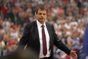 Ataman pred Zvezdu: "Na terenu može agresivno, na tribinama ne"