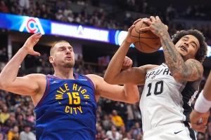 Jokić opet zaludeo svet asistencijom, ali Kolorado više nije tvrđava! Luka "objasnio" Dalasu!