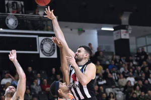 Dušanov Bešiktaš silan, Ulm bez šanse u Istanbulu