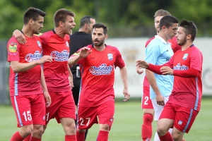 SL - Bačka ostavila Rad na dnu