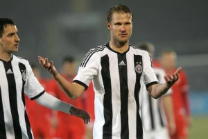 Da li je Partizan oštećen?
