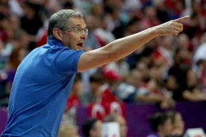 Rusi neće menjati selektora