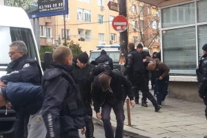 Masovna tuča navijača Dinama i Hajduka, ima povređenih!