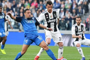 Gotovo, u Milan stiglo treće pojačanje, Srbin još čeka!