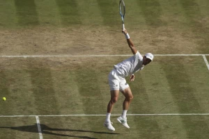 Jeste li videli Novakov lik na Berdihovim patikama?