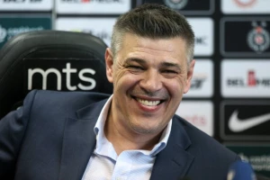 Zašto je Savo Milošević ''lupao čaše po stadionu'' pred meč sa AZ-om?