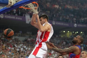 Ekskluziva iz svlačionice - Dangubić otkrio ko je najbolji trojkaš u Zvezdi!