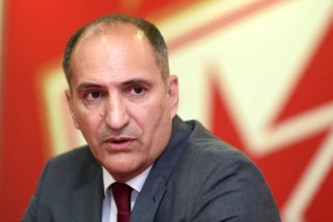 Potvrda iz Zvezde - Zimski plan su četiri potpisa?!