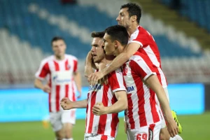 Zvezda pokrenula anketu - Delije biraju izgled GLAVNOG dresa! Dve opcije u igri!