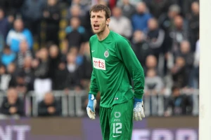 Partizan se muči, Kljajić umalo častio "Čarapane"