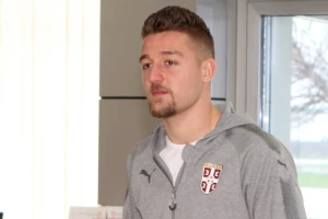 Samo je jedan uslov, Sergej stiže ako se proda superzvezda!