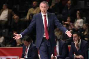 Odavno Zvezdin trener nije bio ovako besan na svoje igrače, evo kako ih je kaznio!