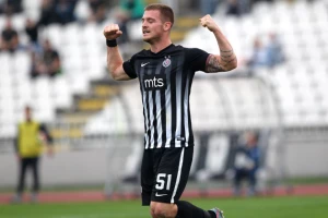 Ožegović zvanično u Arsenalu, novi klub ga predstavio OVIM golom!