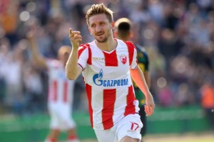 Zvezda pregovara sa trojicom, kako odbiti ponude za nosioce igre i šta će biti sa Marinom?