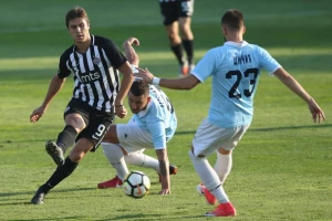 Partizan "muslinovski" - Navijači predlažu promenu imena kluba! (TVITOVI)