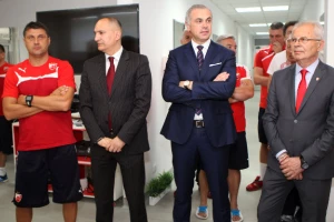 Zvezda ne staje sa pojačanjima, još jedan NEOČEKIVANI potpis!