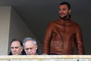 Tribine zvrje prazne, Iliev ne krije tugu