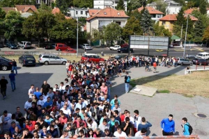 Zvezda bi napunila dve "Marakane" - Prvog sata prodato 4.000 ulaznica za CSKA
