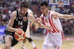 HIT snimak - Birča vozi traktor, a vi kako ste?