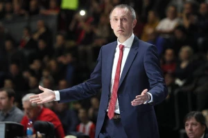 "Klupa" vratila Zvezdu u život, NJIH DVOJICA moraju da budu u 12! (TVITOVI)