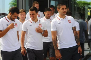 Mitar obećao, Orlovi ''nemaju vremena'' za lepe Moldavke!