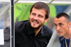 Sada nema dileme, Lalat ide u Poljsku!