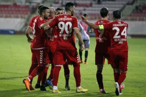 Super liga - Nišlije prate Partizan!