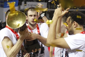 Novica opet oduševio ''grobare'': ''Real i Partizan najbolji na svetu!''
