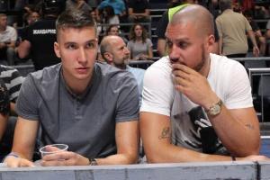 Kao nekad - Bogdan na treningu Partizana, a sa njim i zvezda Fenerbahčea!
