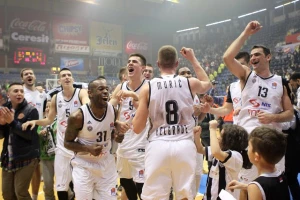 Evo kako Džikić jača timski duh u Partizanu!
