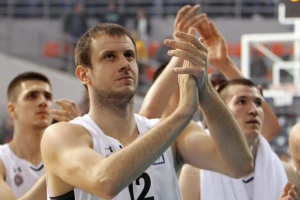 Zvezda ostala bez titule, gubi i Partizan?