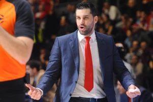 Alimpijević poziva na oprez, Zvezda bez Antića i Feldina u Skoplju