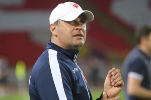 Slatke muke Vladana Milojevića, hoćemo li gledati ultraofanzivnu Zvezdu na startu sezone?