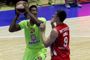 Sjajan meč - Zvezda srušila Megu u neizvesnoj završnici