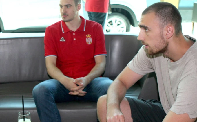 BETAPHOTO/BRANISLAV BOZIC/DS